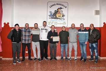 La banda Charcojondo, pregoneros de las fiestas de Lomo Magullo de este año/Antonio Alí.